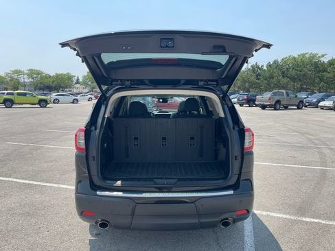 Used 2024 Subaru Ascent Limited w/ Technology Package AWD/4WD image 20