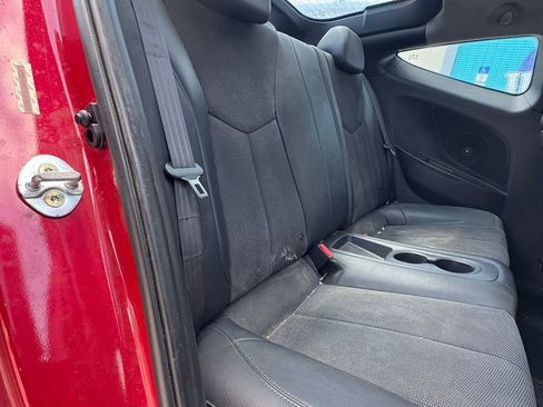 Used 2014 Hyundai Veloster w/ Style Package 02 image 11