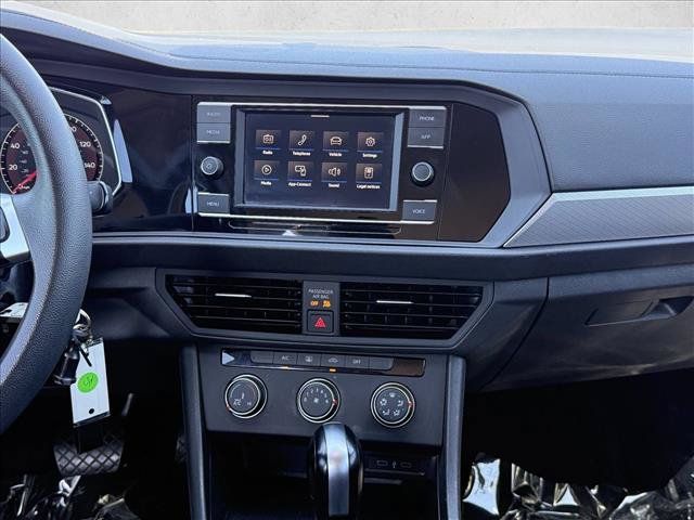 Used 2021 Volkswagen Jetta S FWD image 17