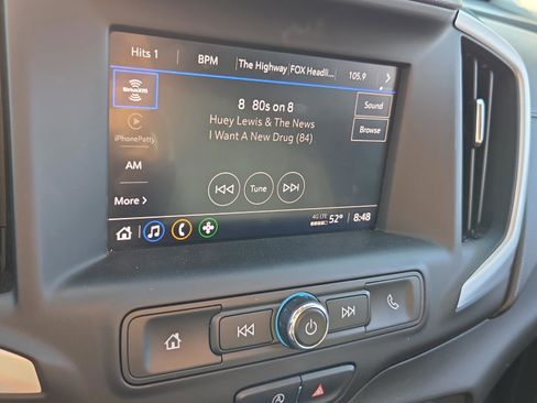 Used 2023 GMC Terrain SLE w/ Driver Convenience Package image 22