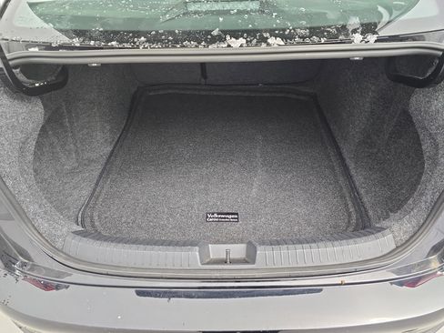 Certified 2025 Volkswagen Jetta SEL image 12