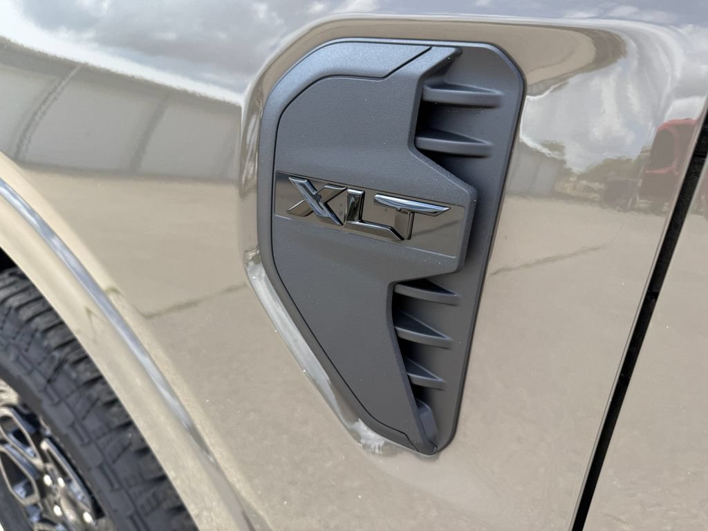 New 2026 Ford Ranger XLT w/ Equipment Group 301A High AWD/4WD image 9