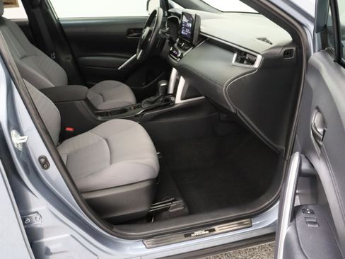 Used 2023 Toyota Corolla Cross AWD Hybrid image 35