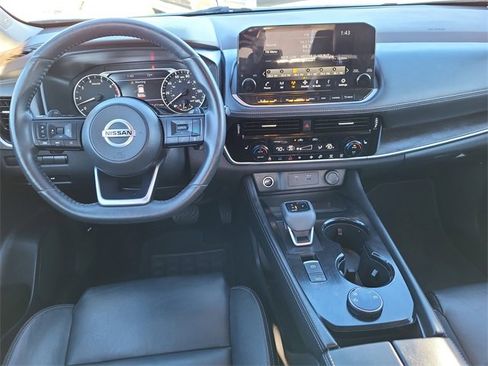 Used 2021 Nissan Rogue SL w/ Premium Package image 13