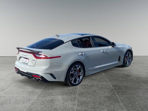 Used 2020 Kia Stinger GT1 image 5