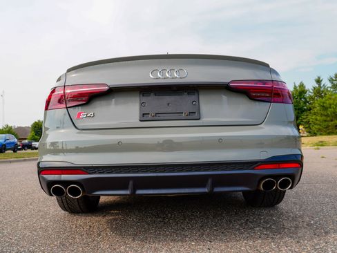 Used 2020 Audi S4 Premium Plus w/ Premium Plus Package AWD/4WD image 31