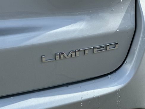 New 2026 Jeep Compass Limited image 25