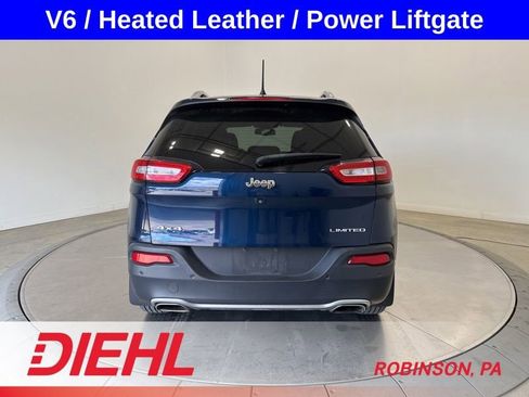 Used 2018 Jeep Cherokee Limited AWD/4WD image 6