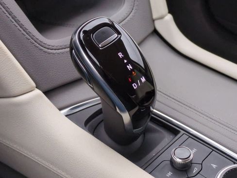 Certified 2023 Cadillac XT5 Premium Luxury image 32