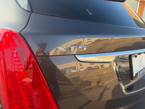 Used 2018 Cadillac XT5 Luxury w/ Driver Awareness Package image 60
