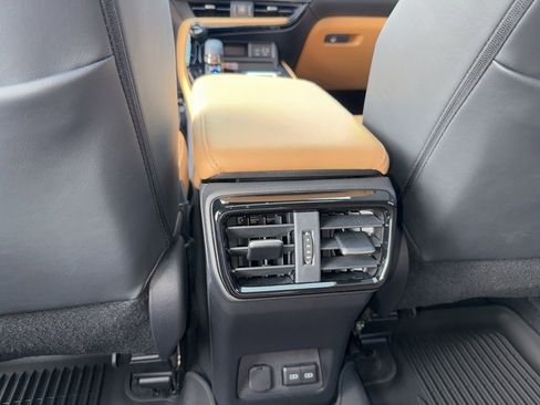 Used 2025 Lexus NX 250 FWD w/ Accessory Package (Z1) image 22