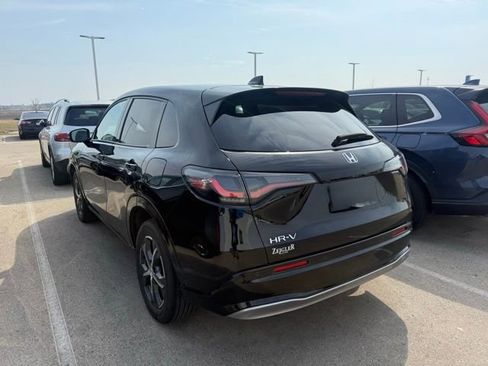 Used 2024 Honda HR-V EX-L image 4