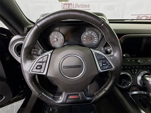 Used 2020 Chevrolet Camaro SS image 19