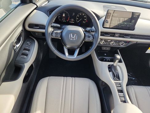 New 2026 Honda HR-V EX-L image 7