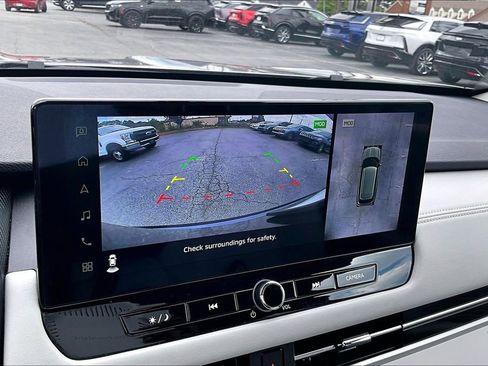 Used 2025 Mitsubishi Outlander SEL FWD image 14