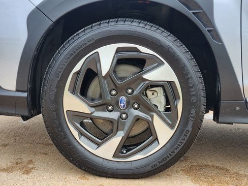 Used 2024 Subaru Crosstrek 2.5i Limited AWD/4WD image 14