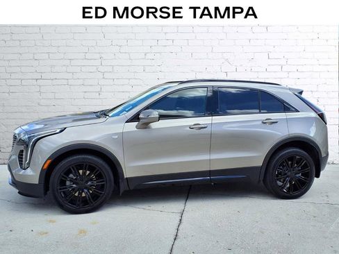 Used 2023 Cadillac XT4 Sport image 2