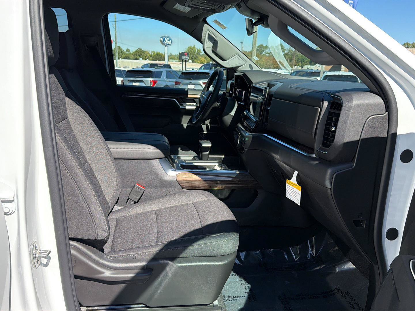 New 2026 Chevrolet Silverado 1500 RST AWD/4WD image 13
