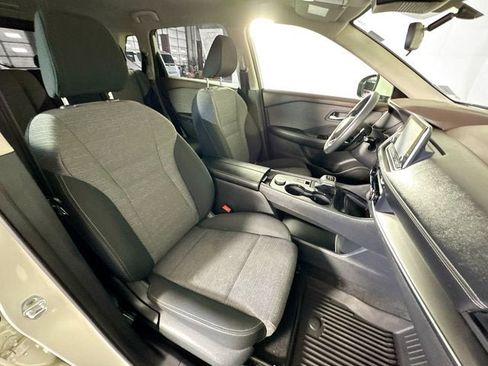 Certified 2023 Nissan Rogue SV AWD/4WD image 22