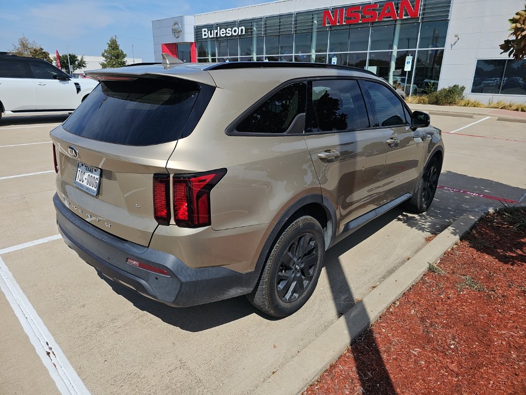 Used 2021 Kia Sorento S AWD/4WD image 10