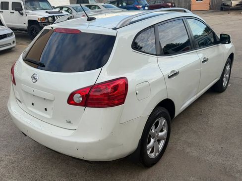 Used 2010 Nissan Rogue SL w/ Leather Pkg FWD image 4