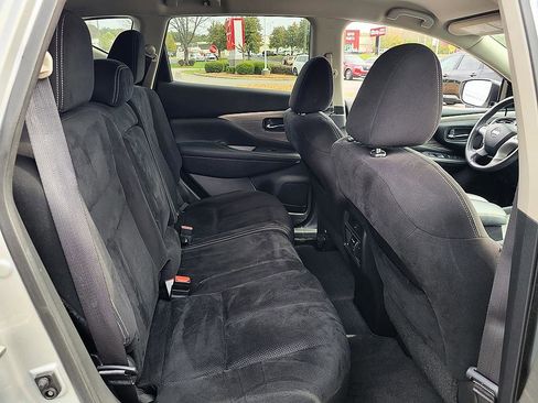 Certified 2017 Nissan Murano SV image 18