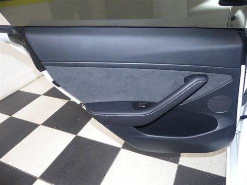 Used 2023 Tesla Model 3 Standard Range RWD image 24