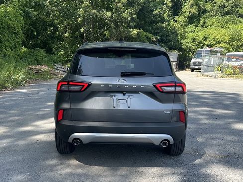 New 2025 Ford Escape SE image 10