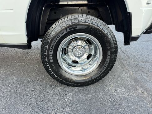 Used 2024 RAM 3500 Big Horn image 12
