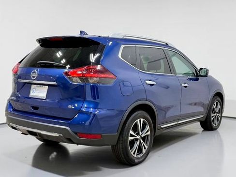 Used 2018 Nissan Rogue SL FWD image 16