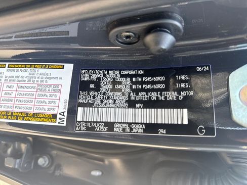 Used 2024 Toyota 4Runner TRD Sport w/ Technology Package AWD/4WD image 32