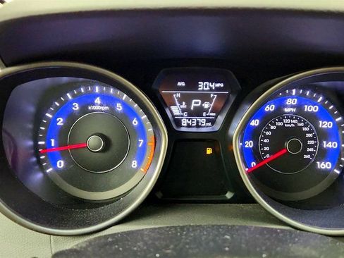Used 2016 Hyundai Elantra SE w/ Option Group 02 FWD image 15