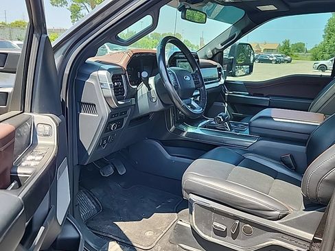 Used 2023 Ford F150 Lariat w/ Equipment Group 502A High AWD/4WD image 5