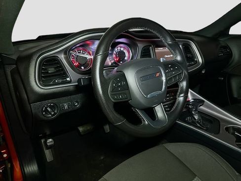 Used 2022 Dodge Challenger GT image 12