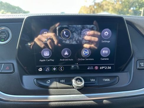 Used 2020 Chevrolet Blazer LT image 16