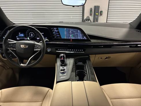 Certified 2024 Cadillac Escalade Premium Luxury w/ Performance Package AWD/4WD image 11