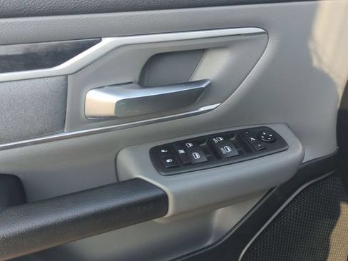 Used 2020 RAM 1500 Big Horn AWD/4WD image 13