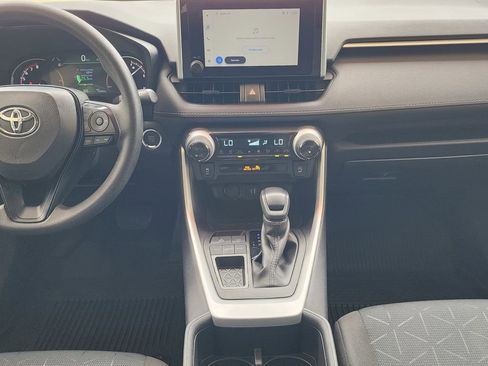 Used 2025 Toyota RAV4 XLE w/ Convenience Package FWD image 12