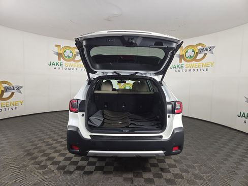 Used 2025 Subaru Outback Limited AWD/4WD image 33