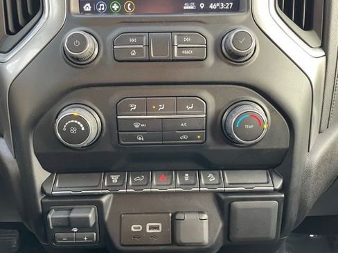 Used 2022 Chevrolet Silverado 2500 LT w/ Z71 Off-Road Package image 5