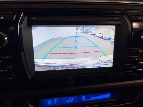 Used 2015 Toyota Corolla S image 27