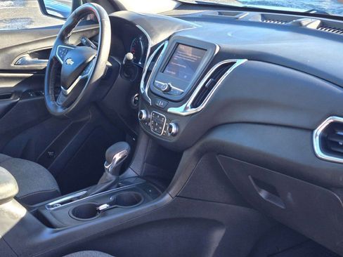 Used 2022 Chevrolet Equinox LT image 6