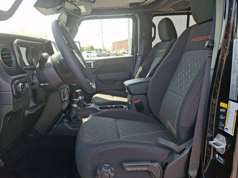 Used 2026 Jeep Gladiator Mojave AWD/4WD image 15