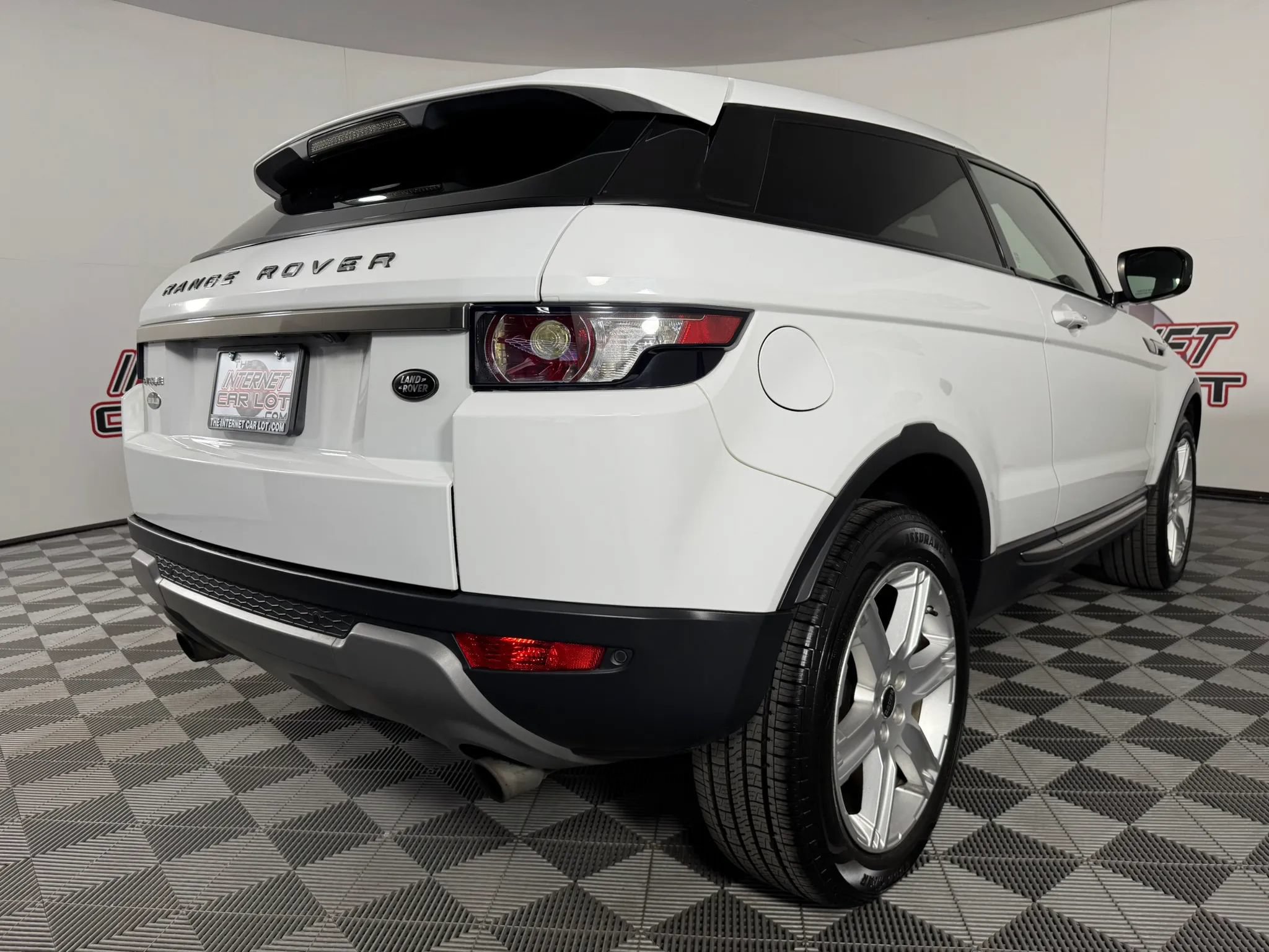 Used 2012 Land Rover Range Rover Evoque Pure Plus AWD/4WD image 25