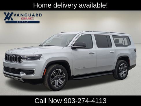 Used 2024 Jeep Wagoneer L Series II image 5