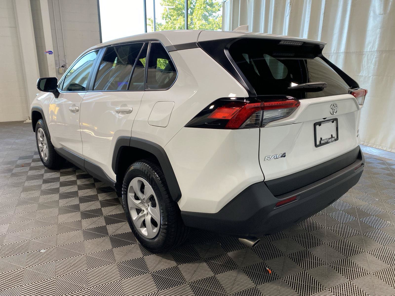 Certified 2025 Toyota RAV4 LE AWD/4WD image 11