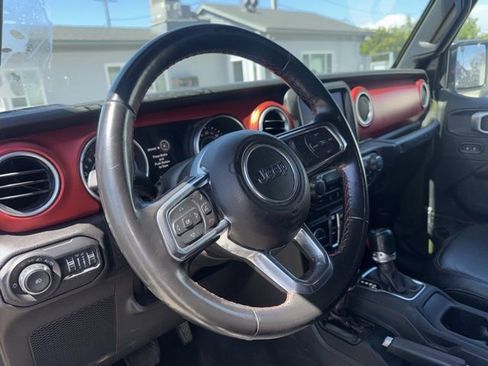 Used 2021 Jeep Wrangler Unlimited Rubicon AWD/4WD image 10