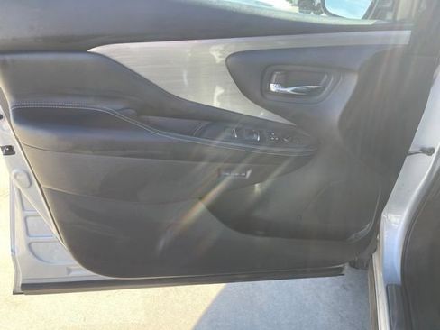 Used 2015 Nissan Murano Platinum w/ Platinum Technology Package AWD/4WD image 14