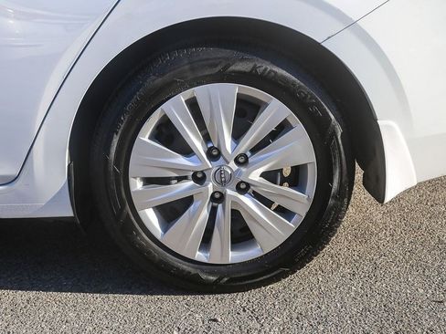 Used 2024 Nissan Sentra S FWD image 10