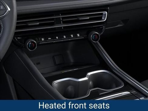 New 2027 Chevrolet Traverse LT w/ Driver Confidence Package FWD image 26